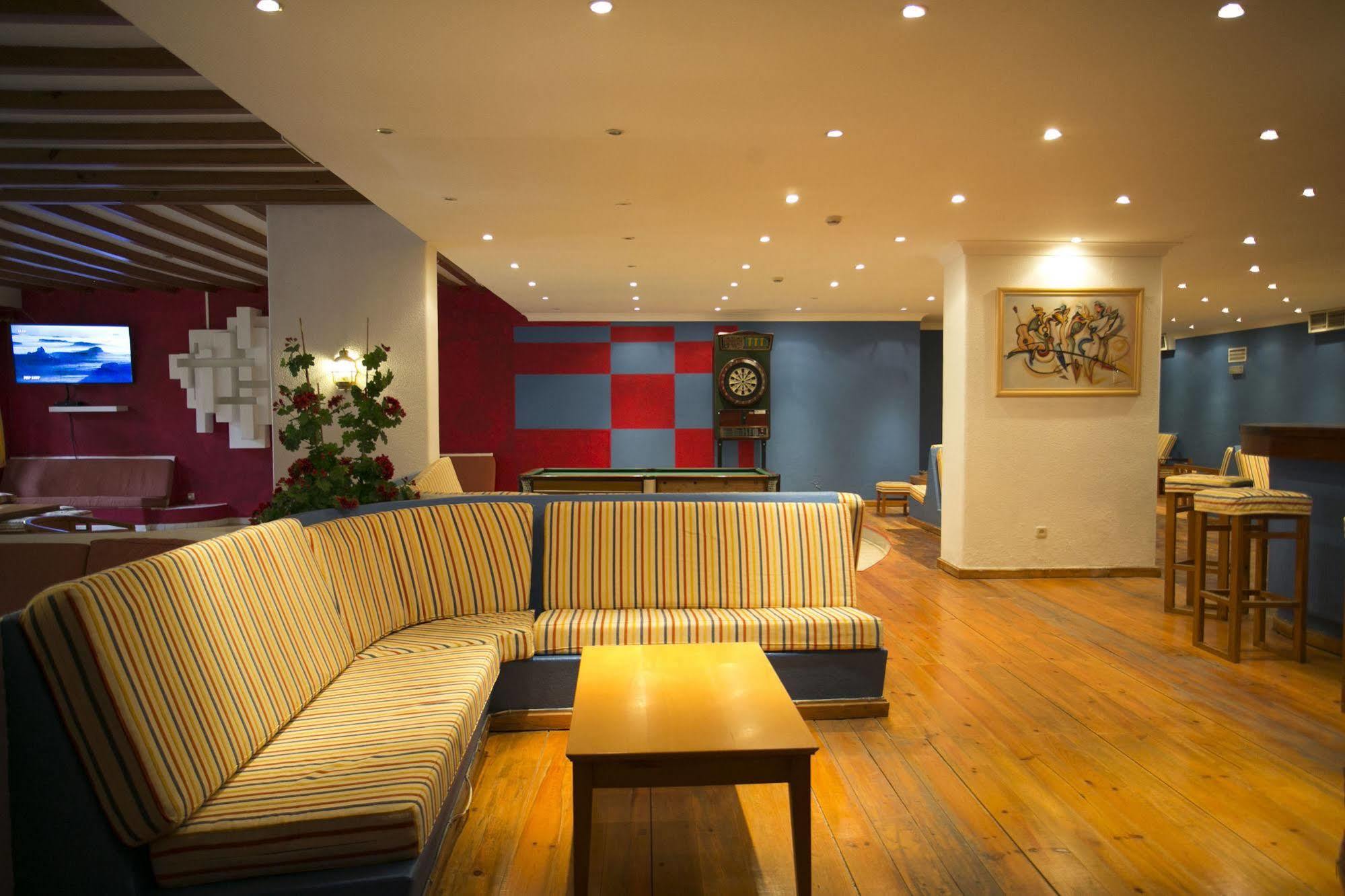 Mirachoro Albufeira Aparthotel Ресторант снимка